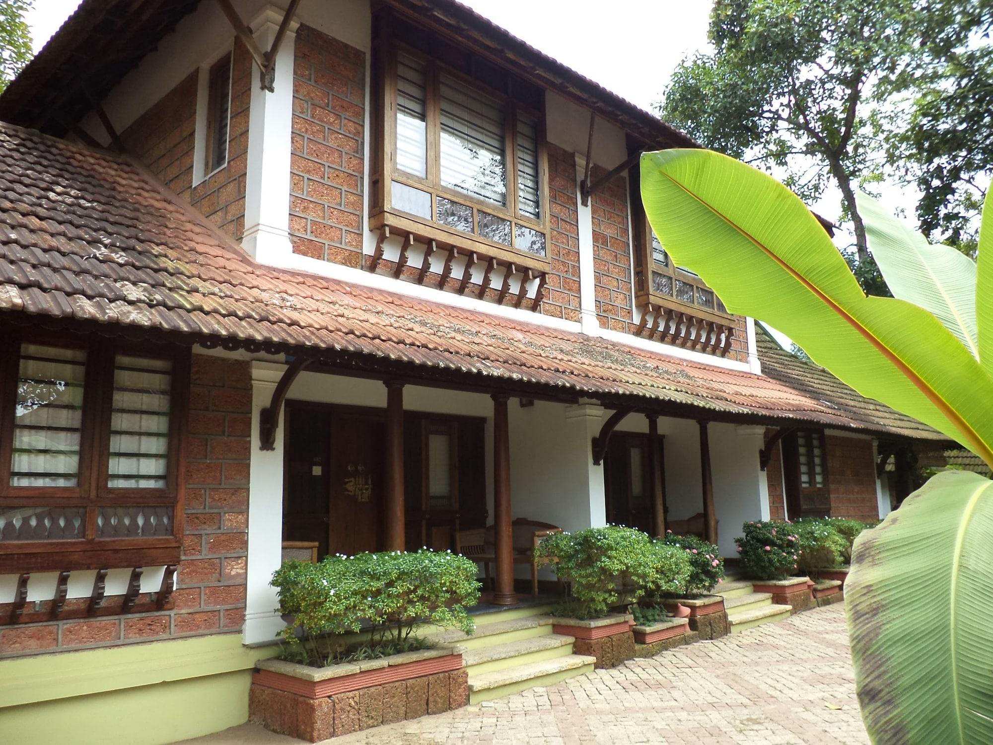 Punnamada Resort Alappuzha Exterior photo