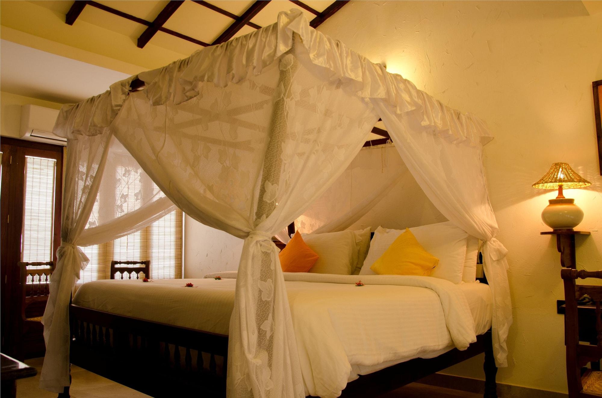 Punnamada Resort Alappuzha Exterior photo