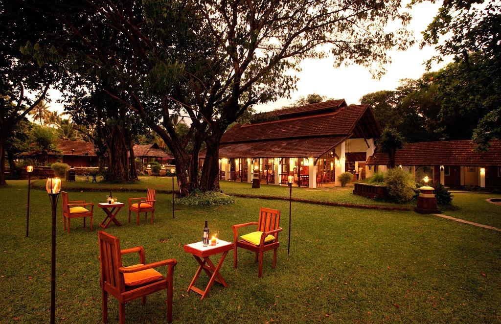 Punnamada Resort Alappuzha Exterior photo