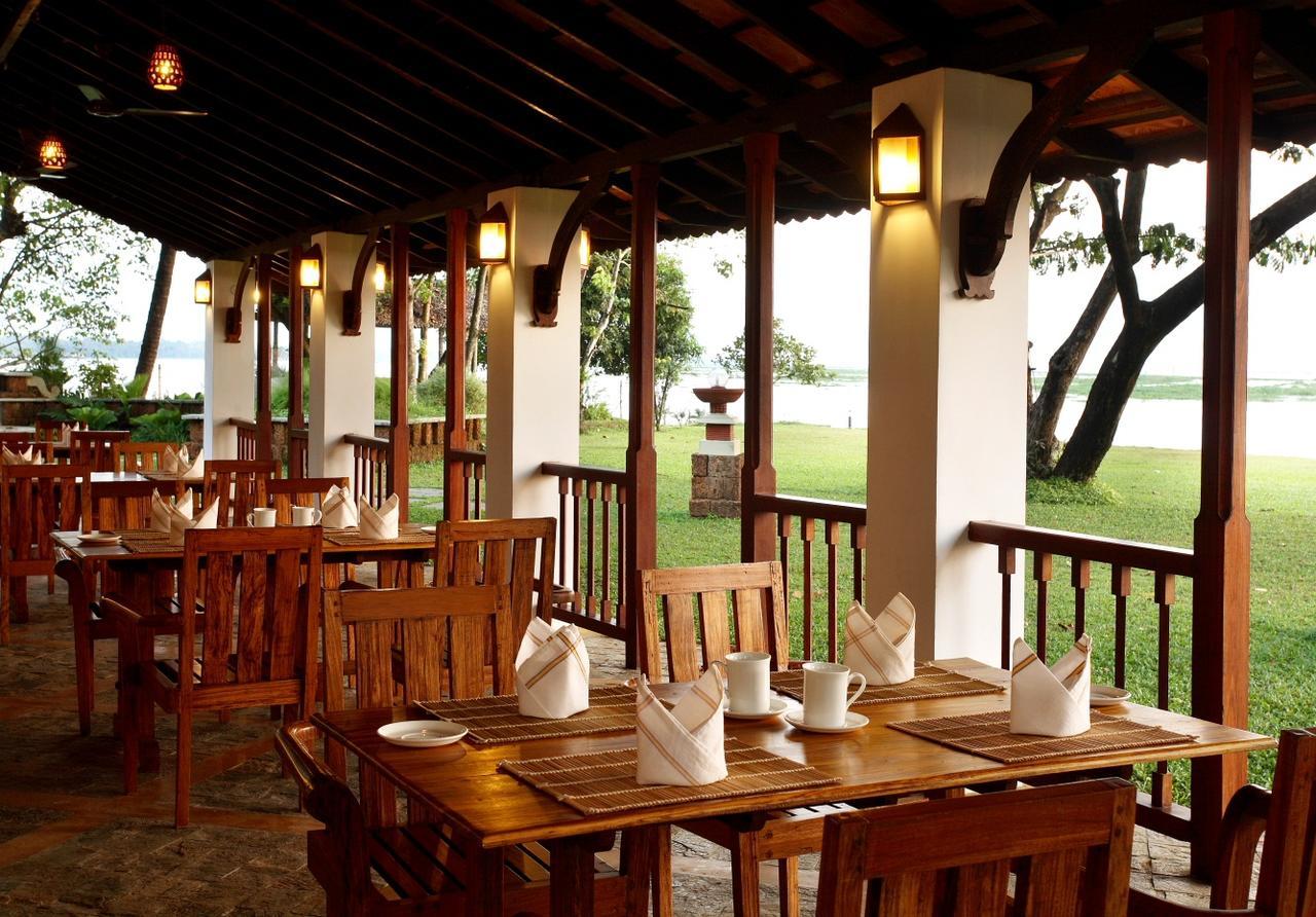Punnamada Resort Alappuzha Exterior photo