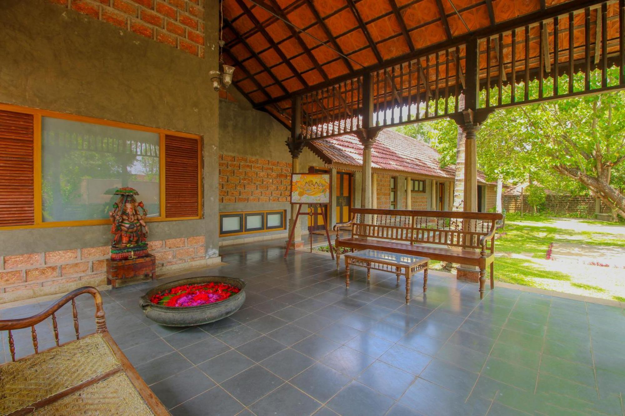 Punnamada Resort Alappuzha Exterior photo